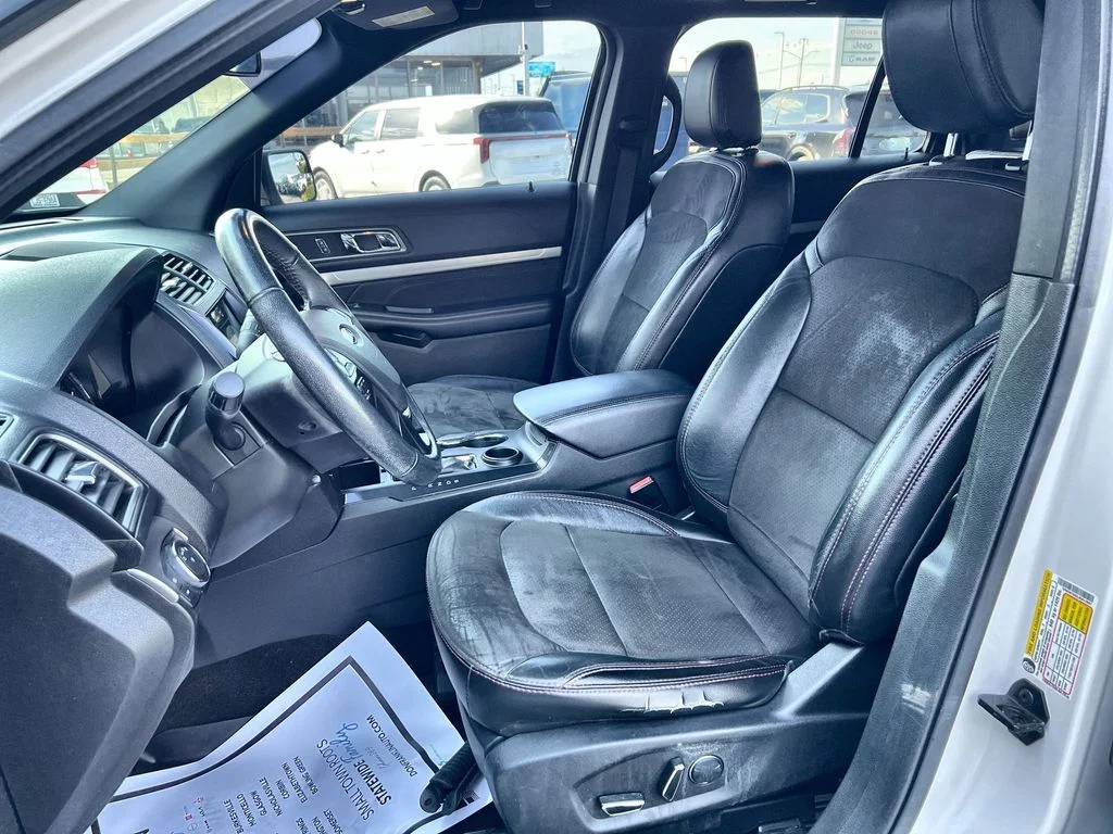 Used 2018 White Ford XLT image 11