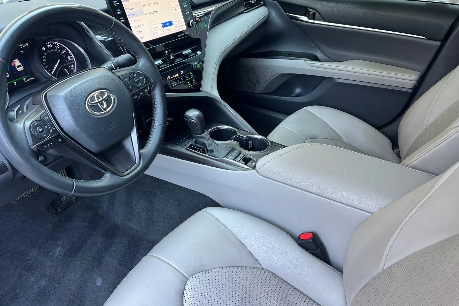 Used 2022 Gray Toyota XSE image 10