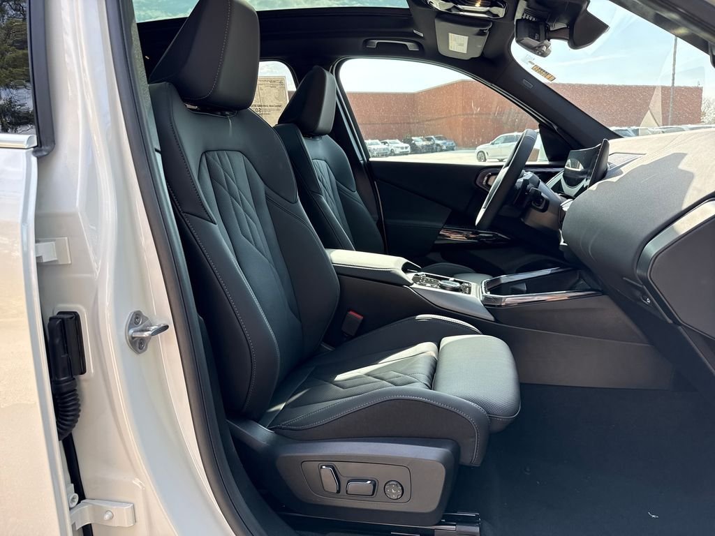 2026 BMW X3 30 - Photo 27