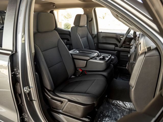 Used 2021 Satin Steel Metallic Chevrolet Custom image 37
