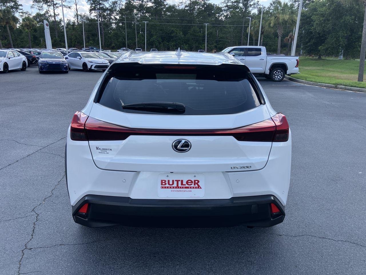 Used 2020 White (Eminent White Pearl) Lexus 200 image 4