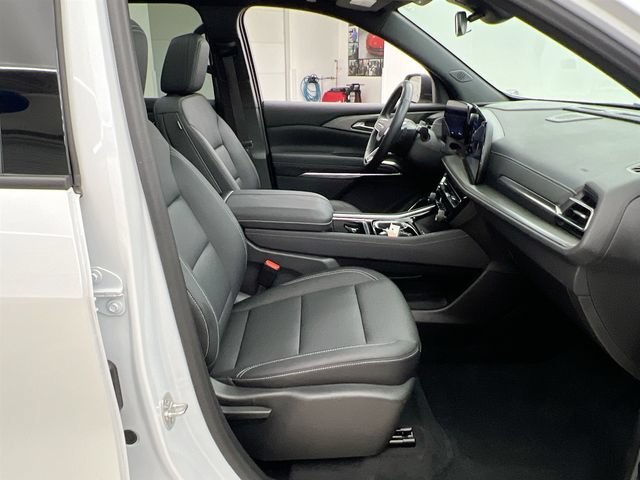 2024 Chevrolet Traverse 2LT - Photo 15