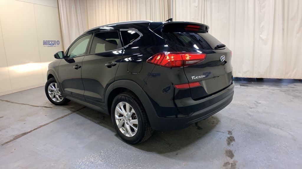 Used 2019 Black Noir Pearl Hyundai Value image 5