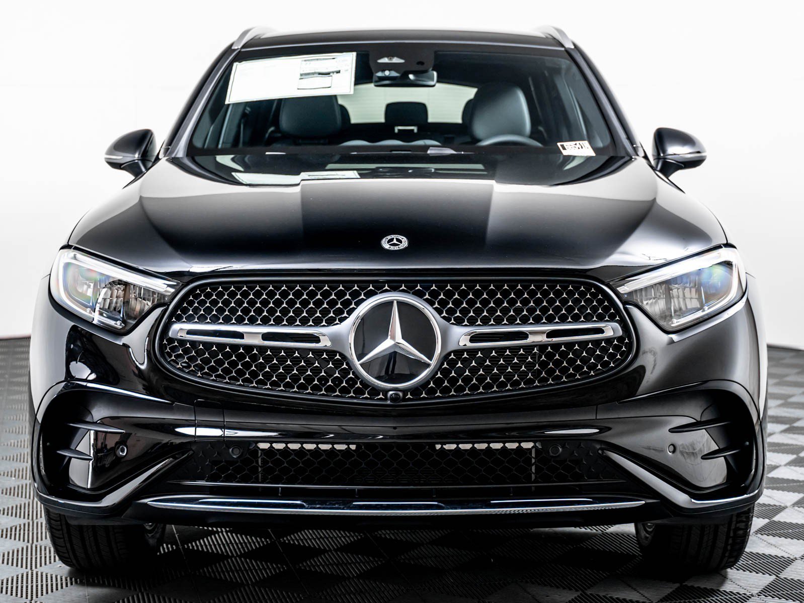 New 2026 Black Mercedes-Benz GLC 300 image 9