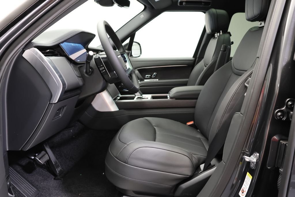 New 2026 Carpathian Grey LAND ROVER SE image 29