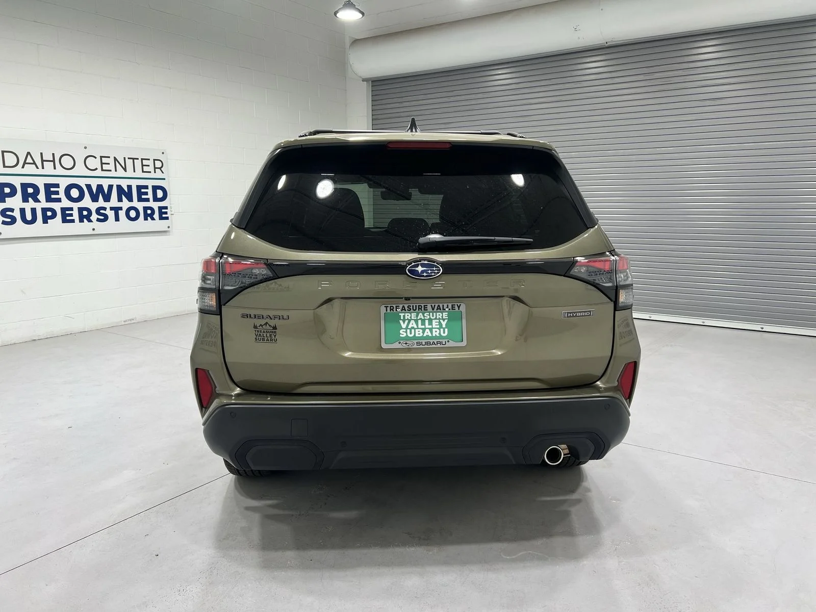 New 2026 AUTUMN GREEN METALLIC Subaru Touring Hybrid image 7