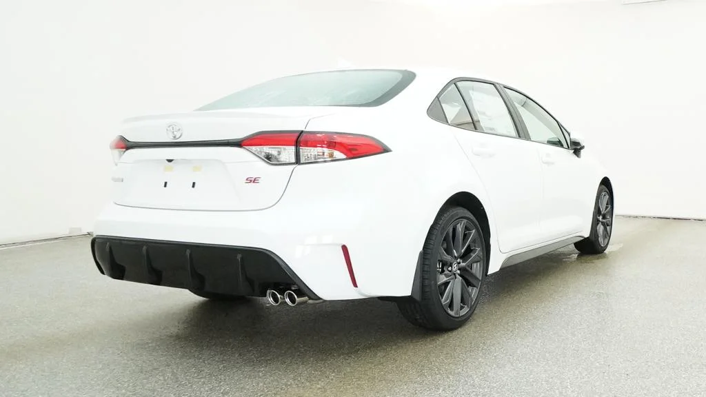 New 2026 Ice Cap Toyota SE image 21