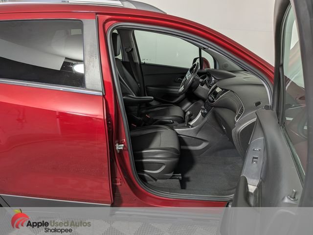 Used 2019 Red Chevrolet LT image 33