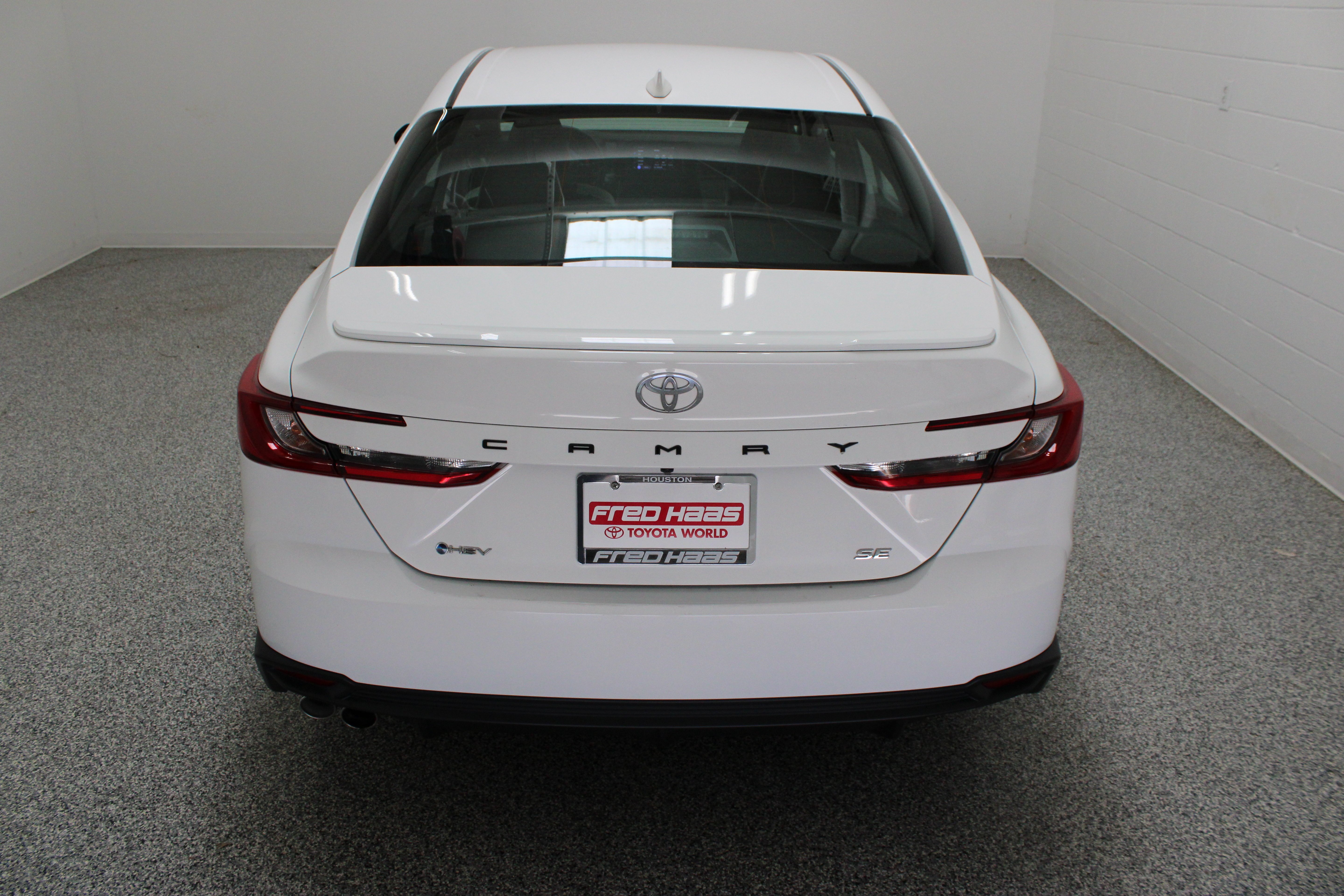 Used 2025 White Toyota SE image 8