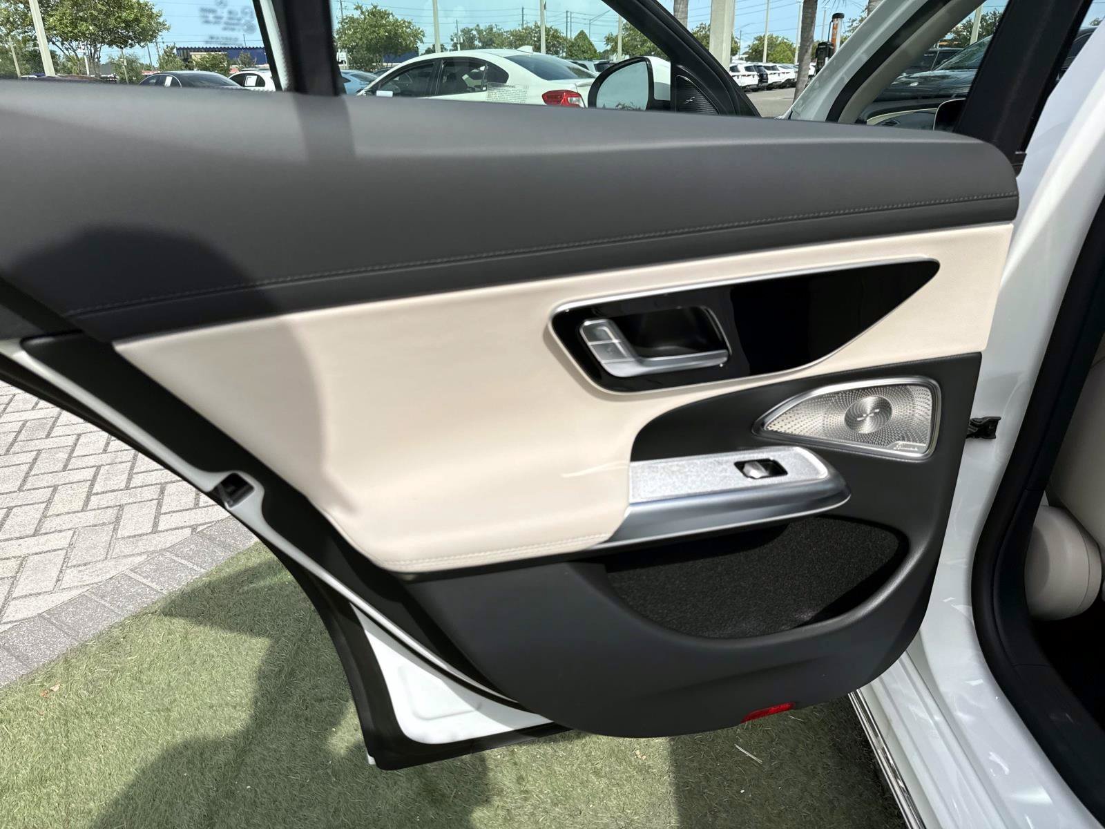 New 2026 Polar White Mercedes-Benz E 350 RWD Sedan image 11