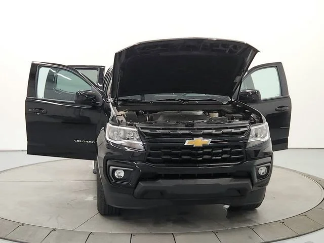 Used 2022 Black Chevrolet LT image 10