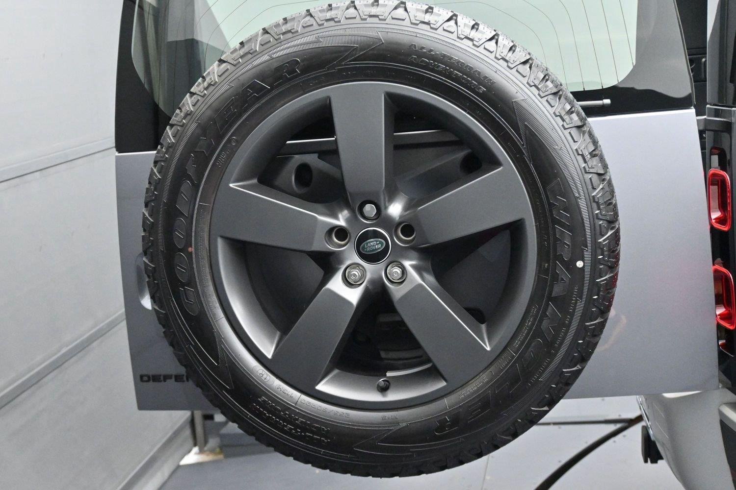 Used 2024 Eiger Grey Metallic Land Rover S image 42