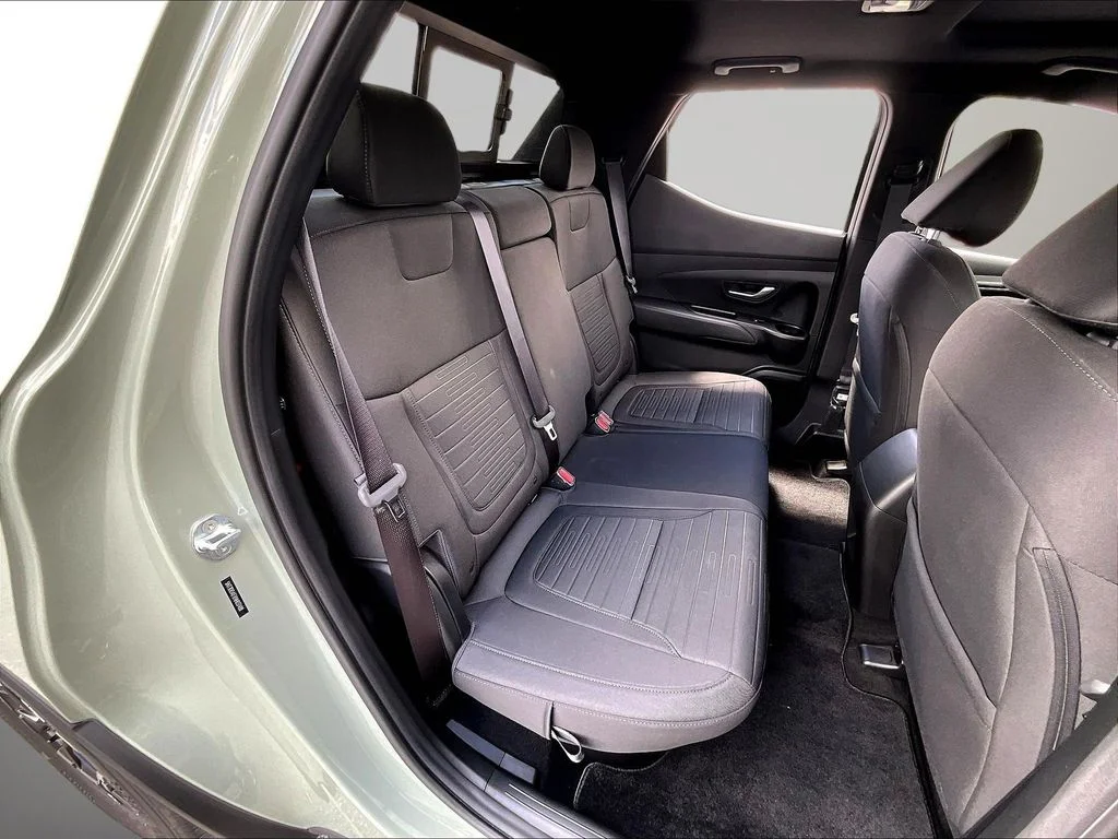 Used 2022 Gray Hyundai SEL Premium image 25
