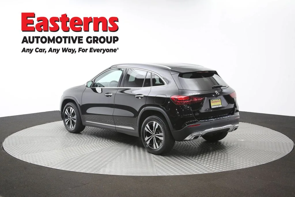 Used 2025 Black Mercedes-Benz GLA 250 image 63