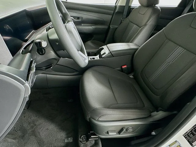 New 2026 Hyundai TUCSON SEL