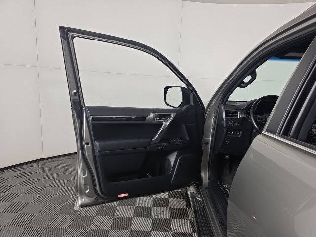 Certified Used 2023 Silver Lexus 460 image 23