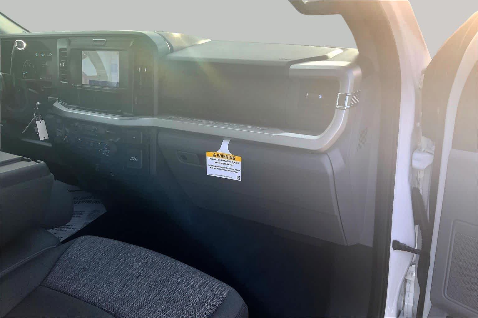 Certified Used 2025 Oxford White Ford XLT image 18