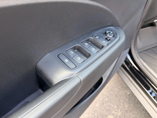 Used 2026 Black Hyundai SE image 15