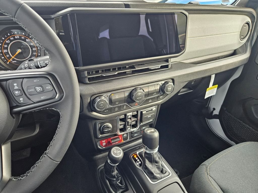 2026 Jeep Wrangler 4-Door Willys - Photo 21