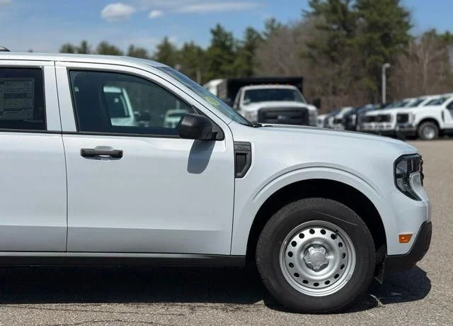 New 2026 Space White Metallic Ford XL image 2