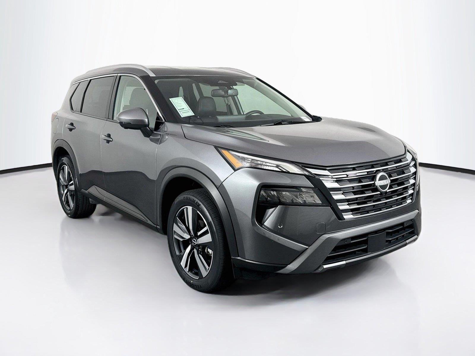 Used 2026 Gun Metallic Nissan SL image 9