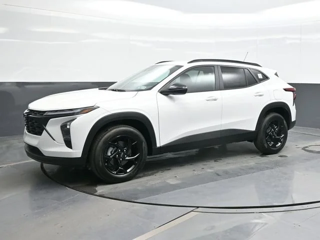New 2026 Summit White Chevrolet LT image 5