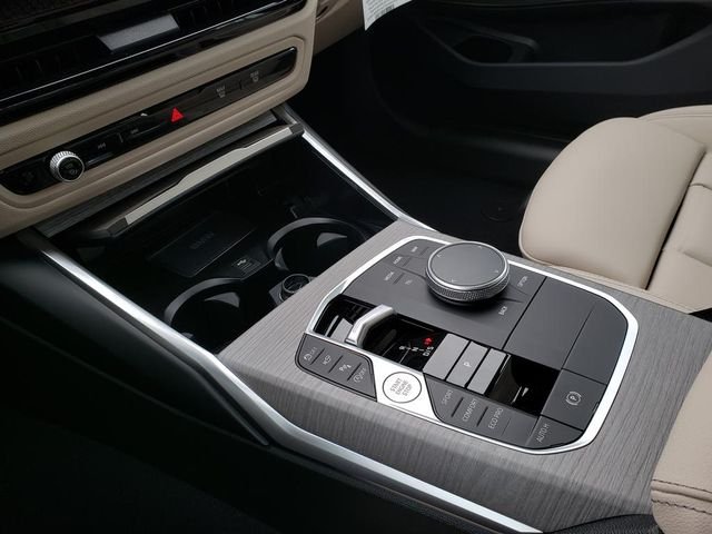2026 BMW 3 Series 330i - Photo 24