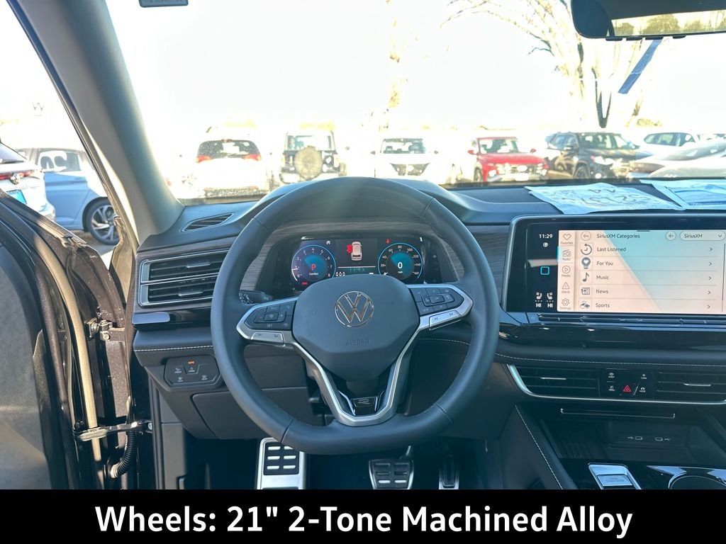 2026 Volkswagen Atlas SEL Premium R-Line - Photo 17