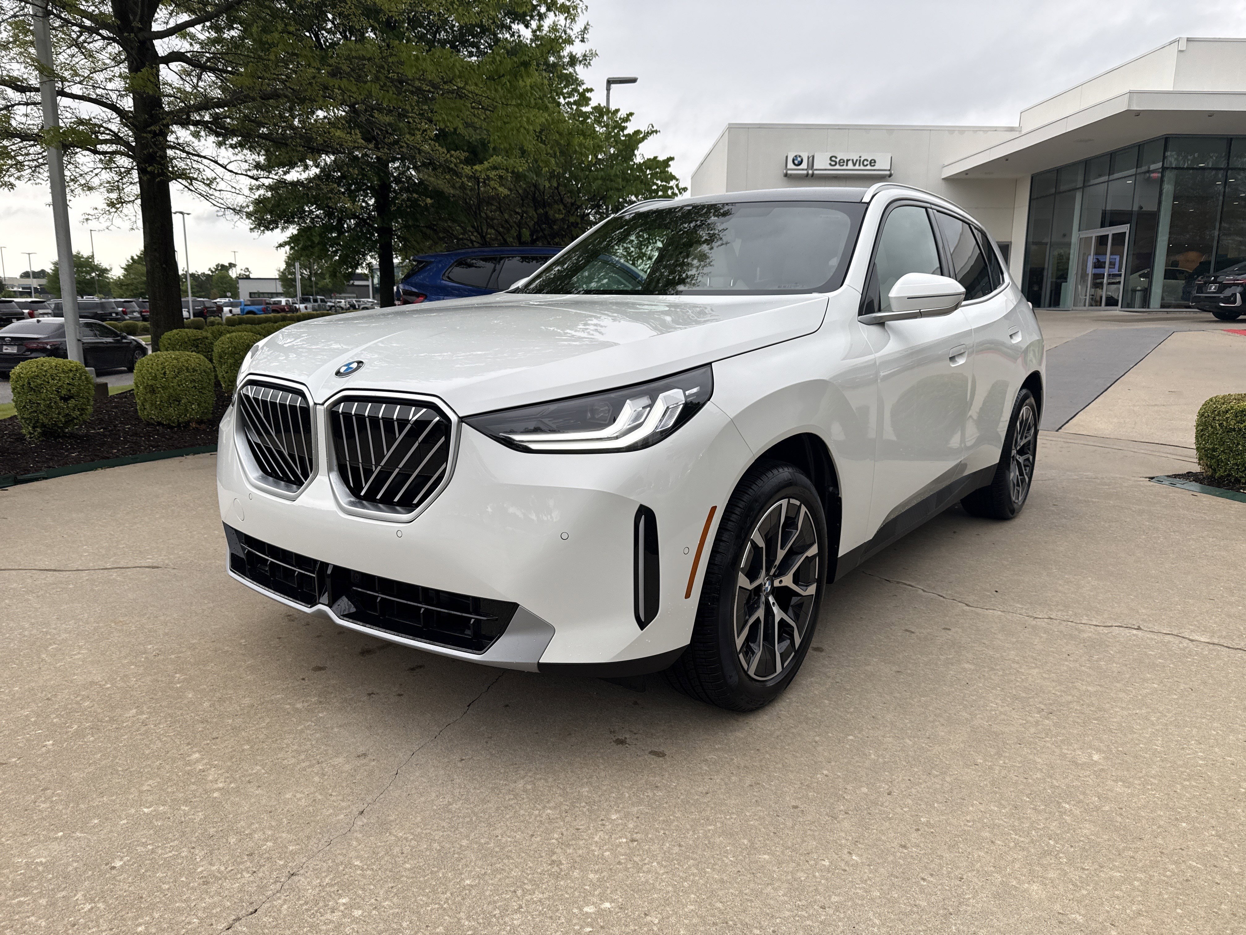 2026 BMW X3 30 XDRIVE's photo