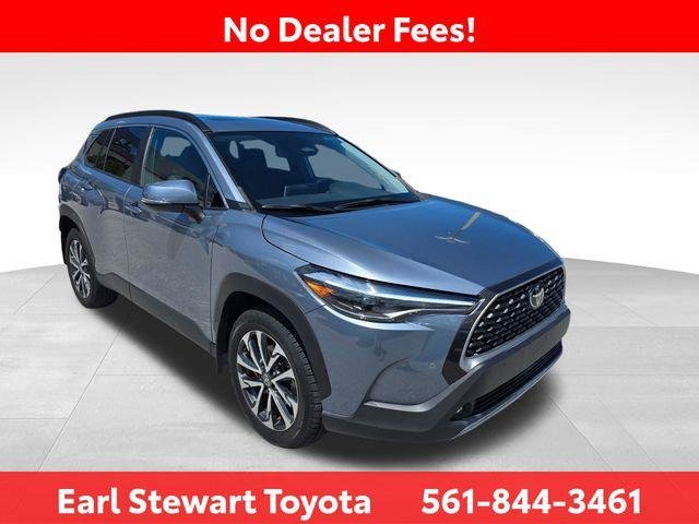 Certified Used 2024 CELESTITE GRAY ME. Toyota  image 3