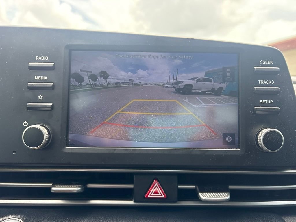 2021 Hyundai Elantra SEL - Photo 21
