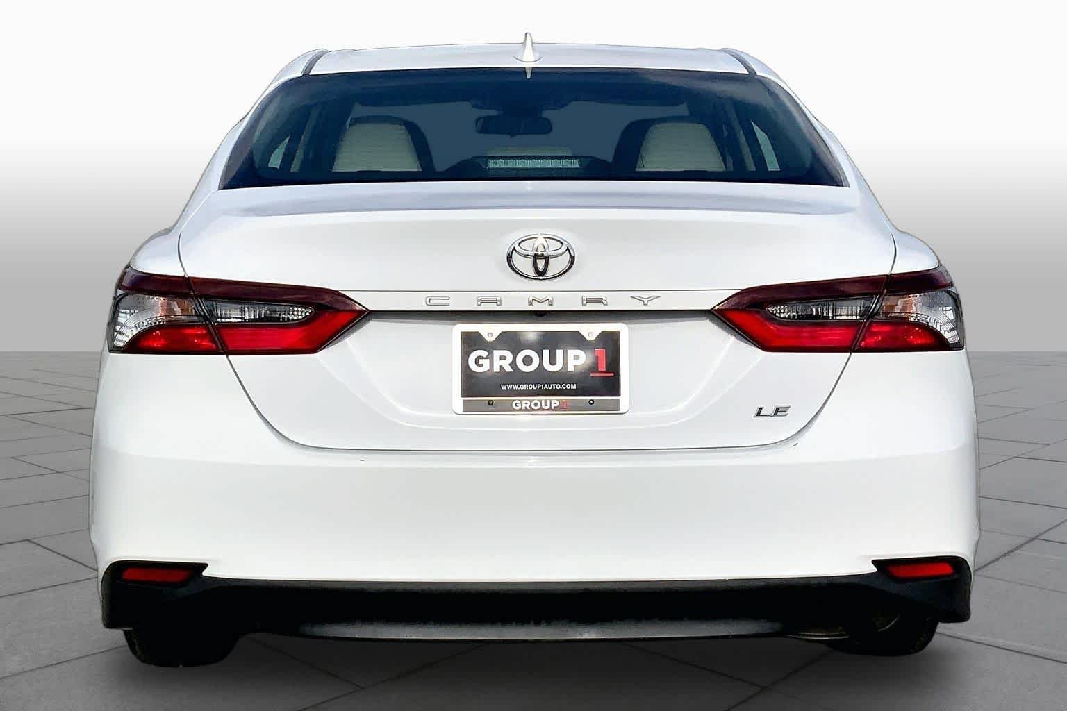 Used 2023 Ice Cap Toyota LE image 5