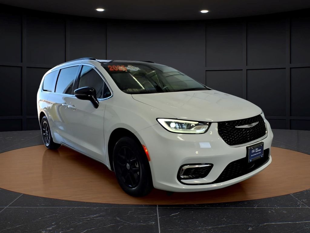 2025 Chrysler Pacifica