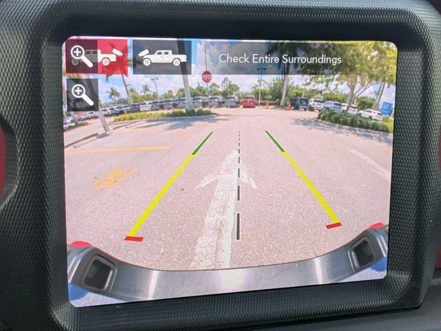 Used 2020 Hydro Blue Pearlcoat Jeep Rubicon image 28