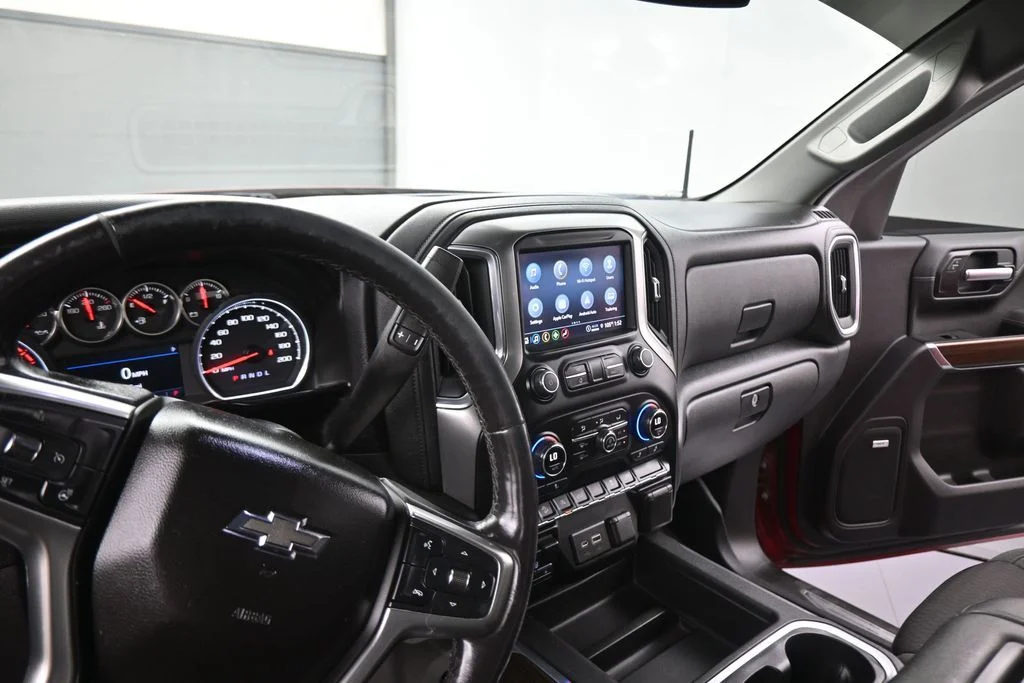 Used 2021  Chevrolet LT Trail Boss image 40