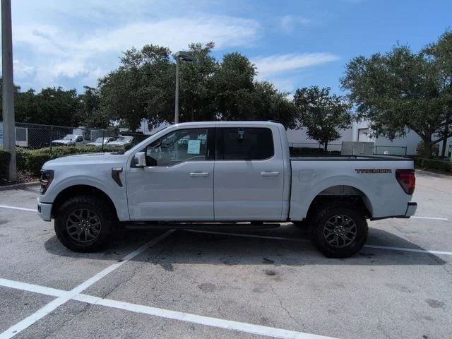 New 2026 White Ford Tremor image 7