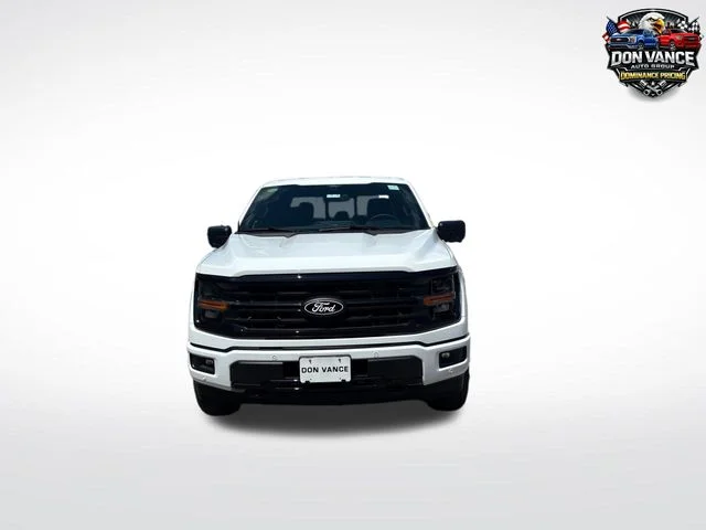 New 2026 Oxford White Ford XLT image 8