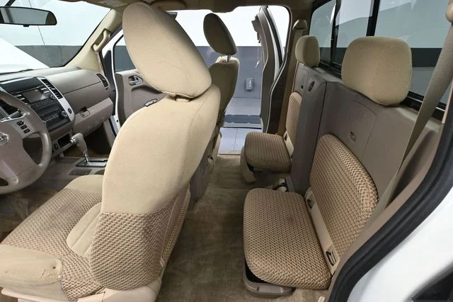 2014 Nissan Frontier SV - Photo 31
