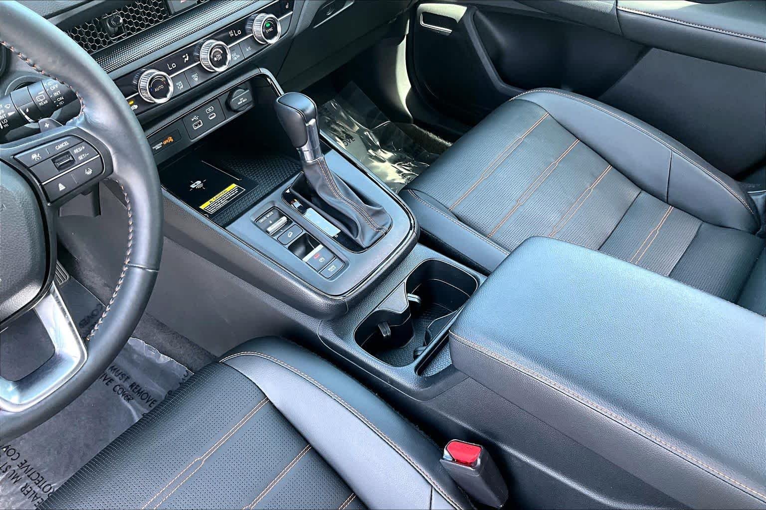 Used 2024 Canyon River Blue Metallic Honda Sport-L image 17