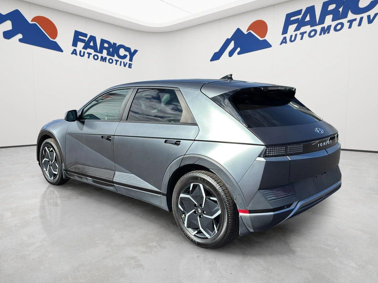 Used 2023 Shooting Star (Matte Gray) Hyundai SEL image 8