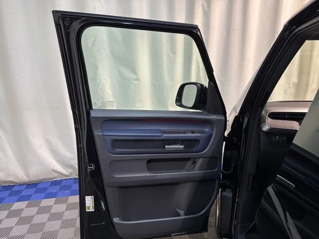 2025 Volkswagen ID. Buzz PRO S - Photo 11
