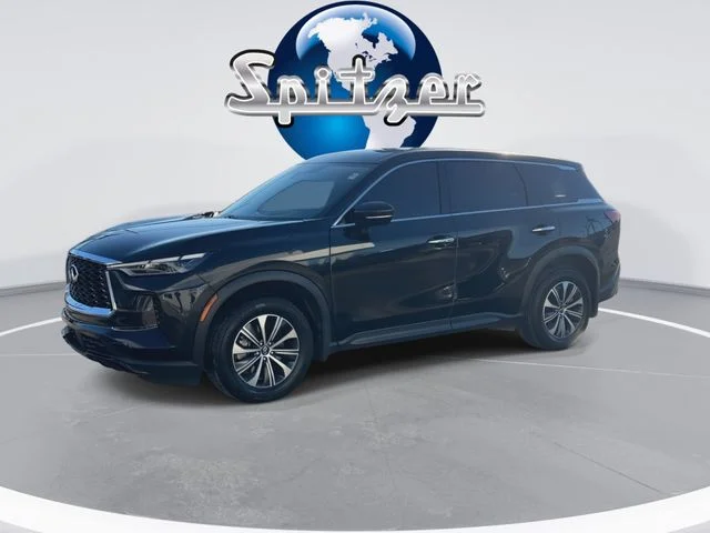 Used 2022 Black INFINITI PURE image 4