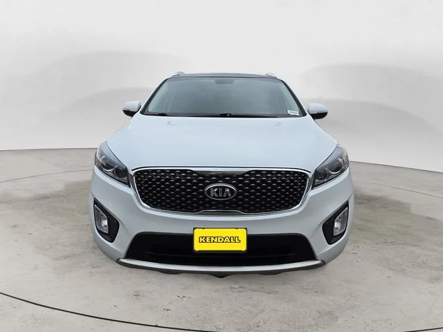 Used 2018 Kia Sorento SX with VIN 5XYPKDA56JG385179 for sale in Meridian, ID