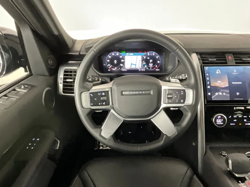 Certified Used 2025 Black Land Rover S image 11