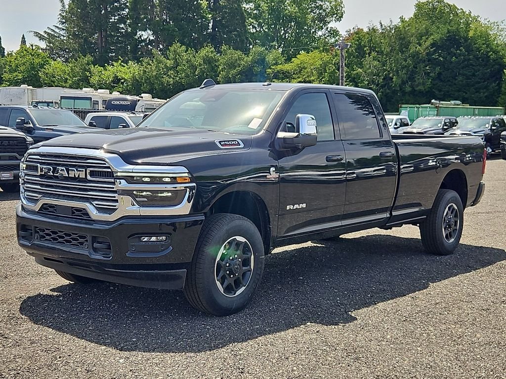 New 2026 Diamond Black Crystal Pearl-Coat Exterior Paint RAM Laramie image 3