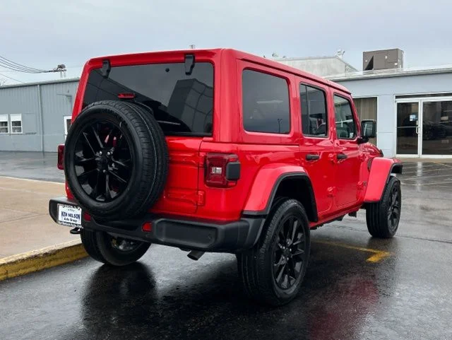 2025 Jeep Wrangler 4xe Sahara 4XE - Photo 13