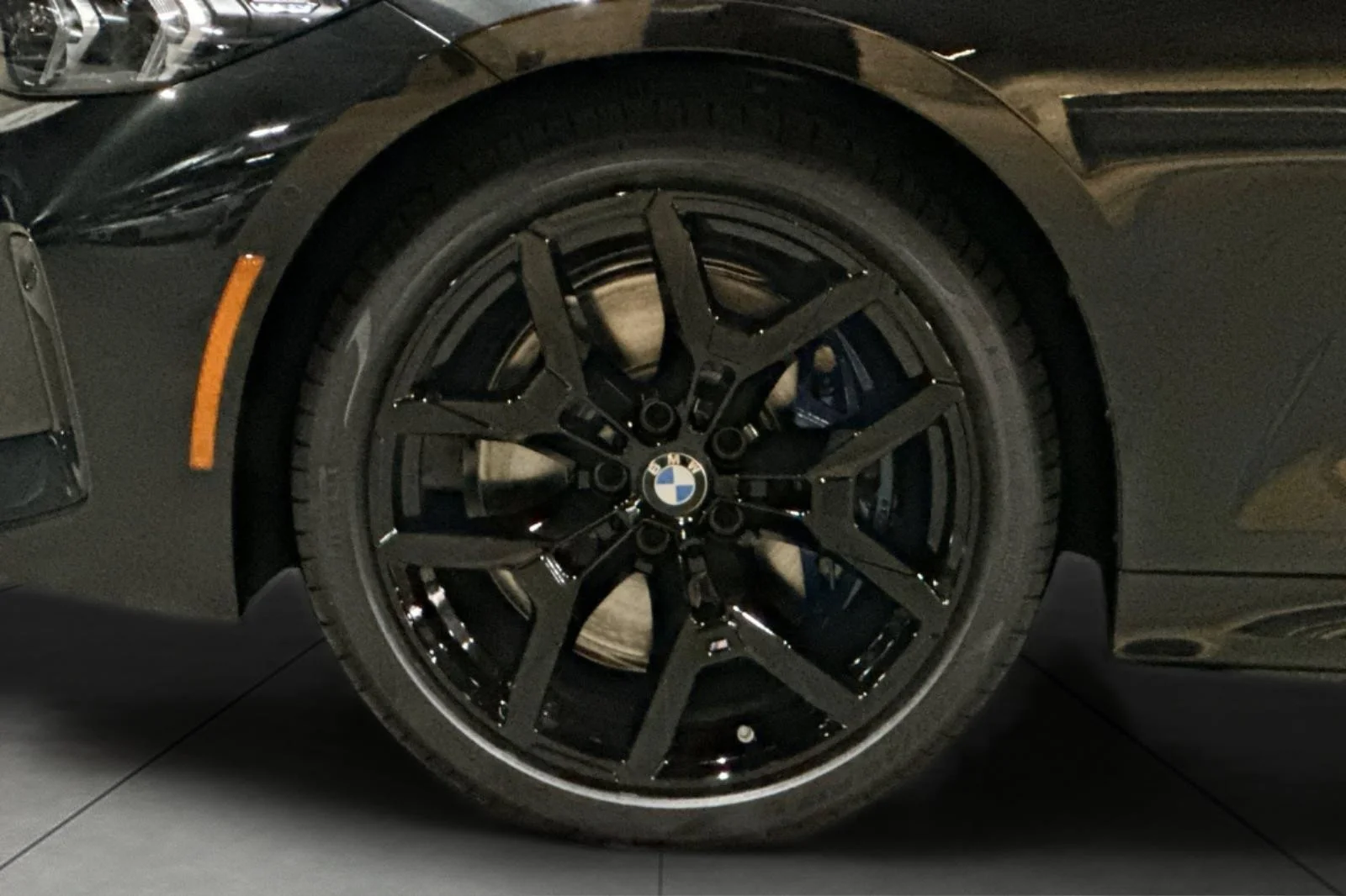 New 2026 Black Sapphire Metallic BMW 330i NA image 25