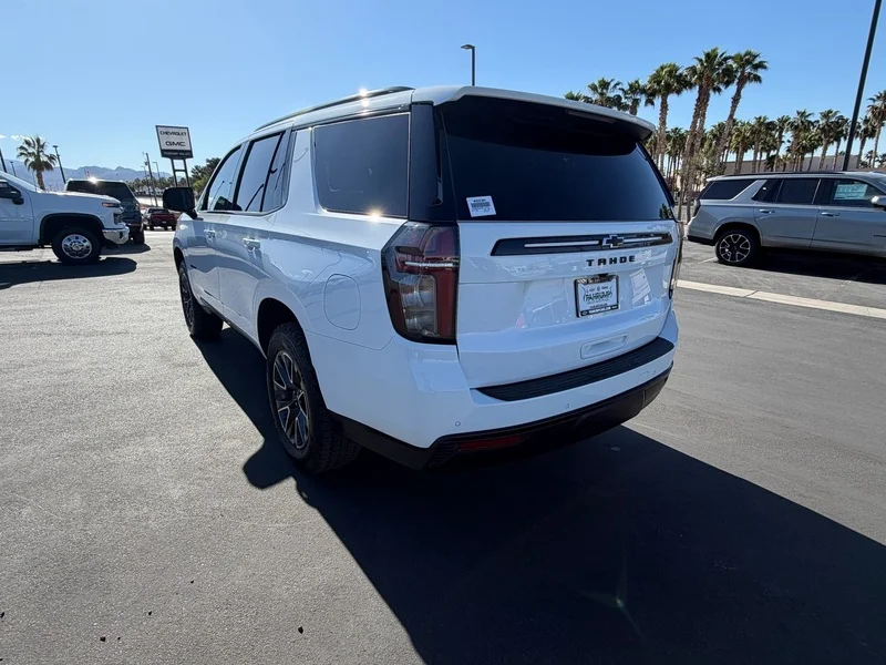 Used 2024 Summit White Chevrolet Z71 image 5