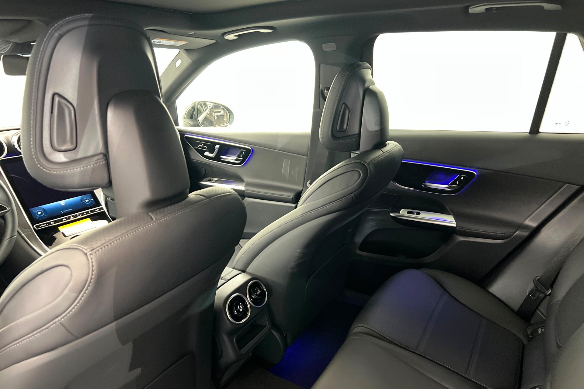 New 2026 Black Mercedes-Benz GLC 300 image 20