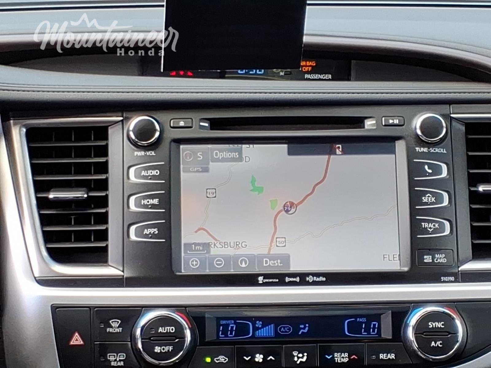 Used 2019 Predawn Gray Mica Toyota XLE image 27